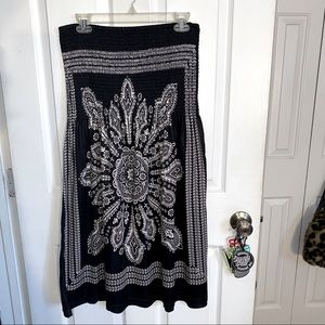 Black Strapless Elastic Dress